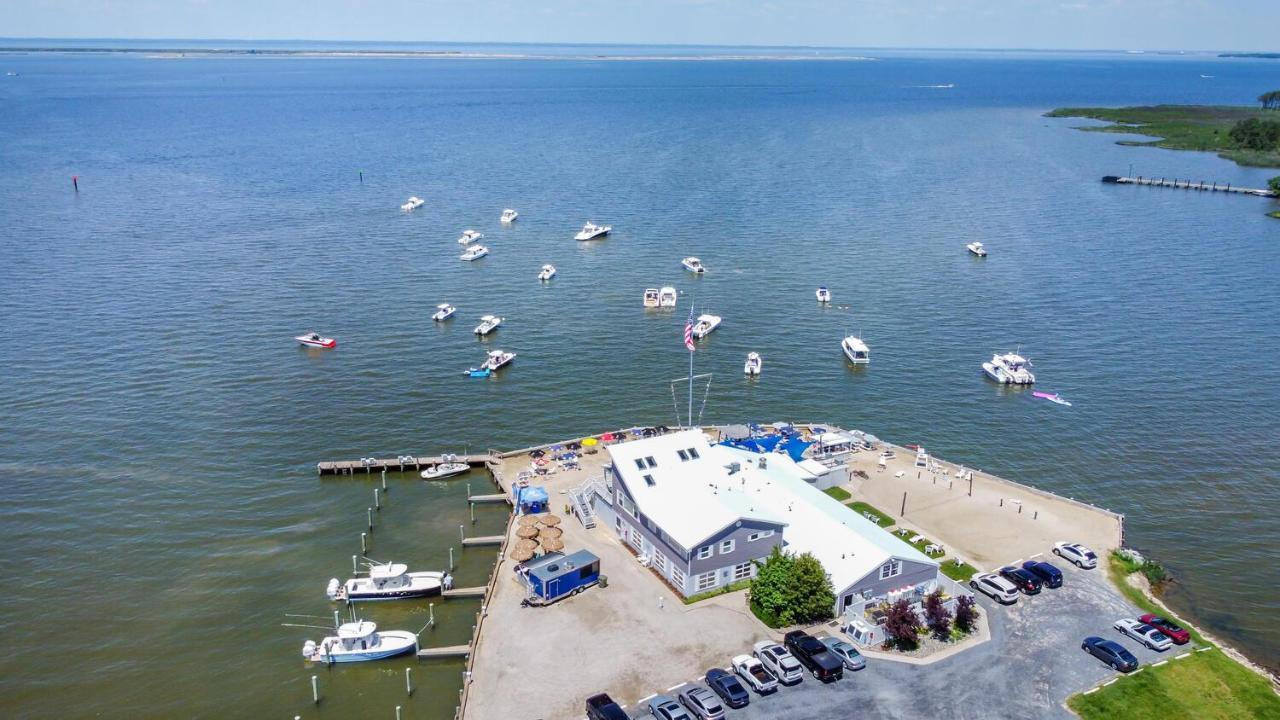 Lowes Wharf Marina Inn Sherwood Εξωτερικό φωτογραφία