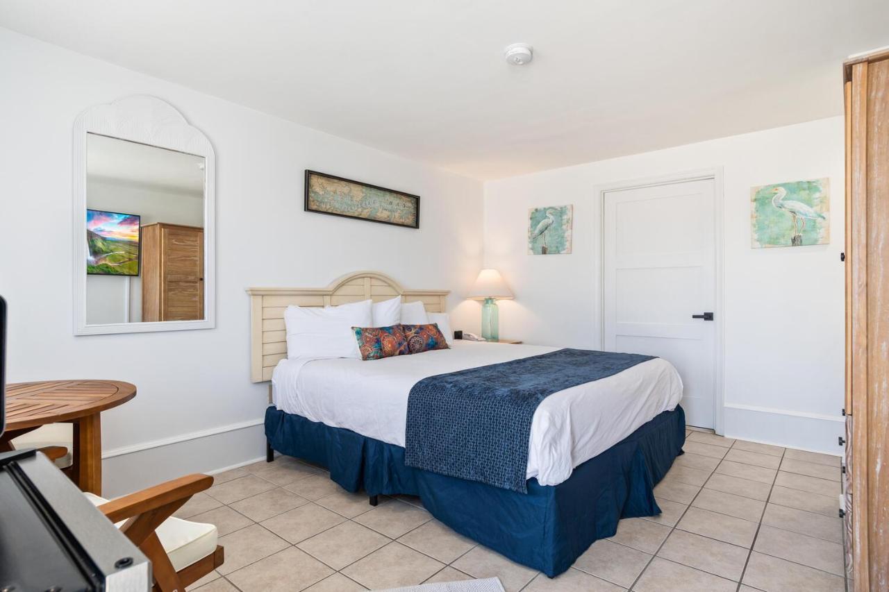 Lowes Wharf Marina Inn Sherwood Εξωτερικό φωτογραφία