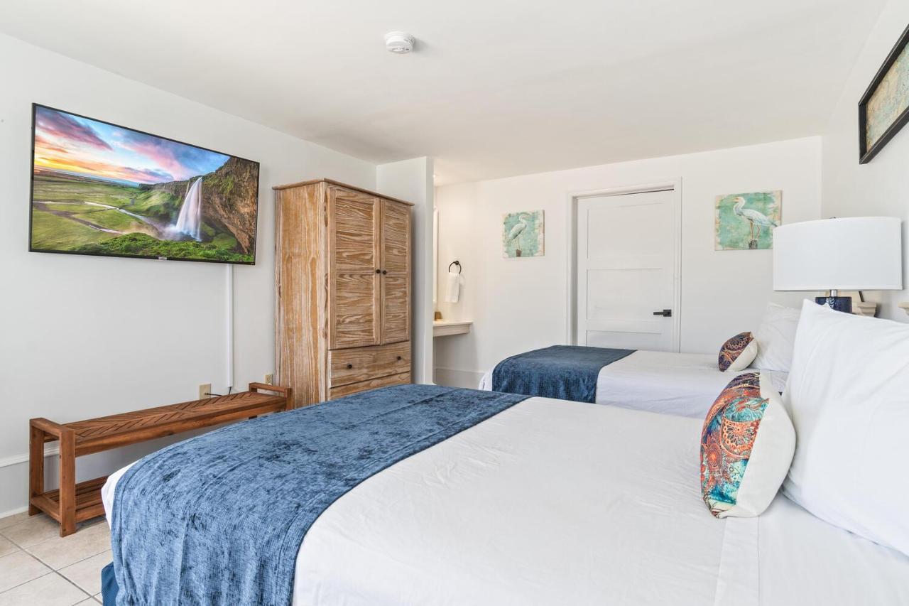 Lowes Wharf Marina Inn Sherwood Εξωτερικό φωτογραφία