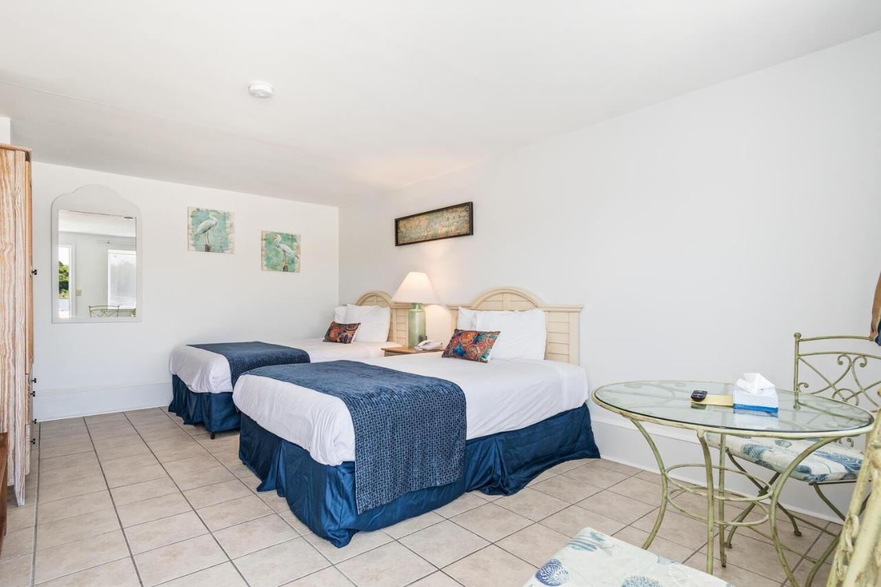 Lowes Wharf Marina Inn Sherwood Εξωτερικό φωτογραφία