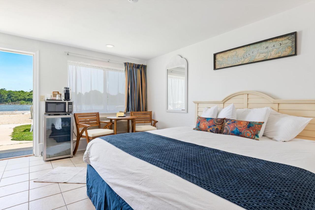 Lowes Wharf Marina Inn Sherwood Εξωτερικό φωτογραφία