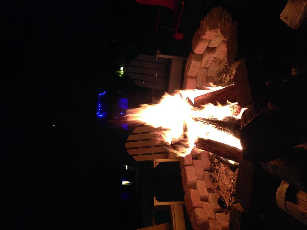Lowes Wharf Marina Inn Sherwood Εξωτερικό φωτογραφία